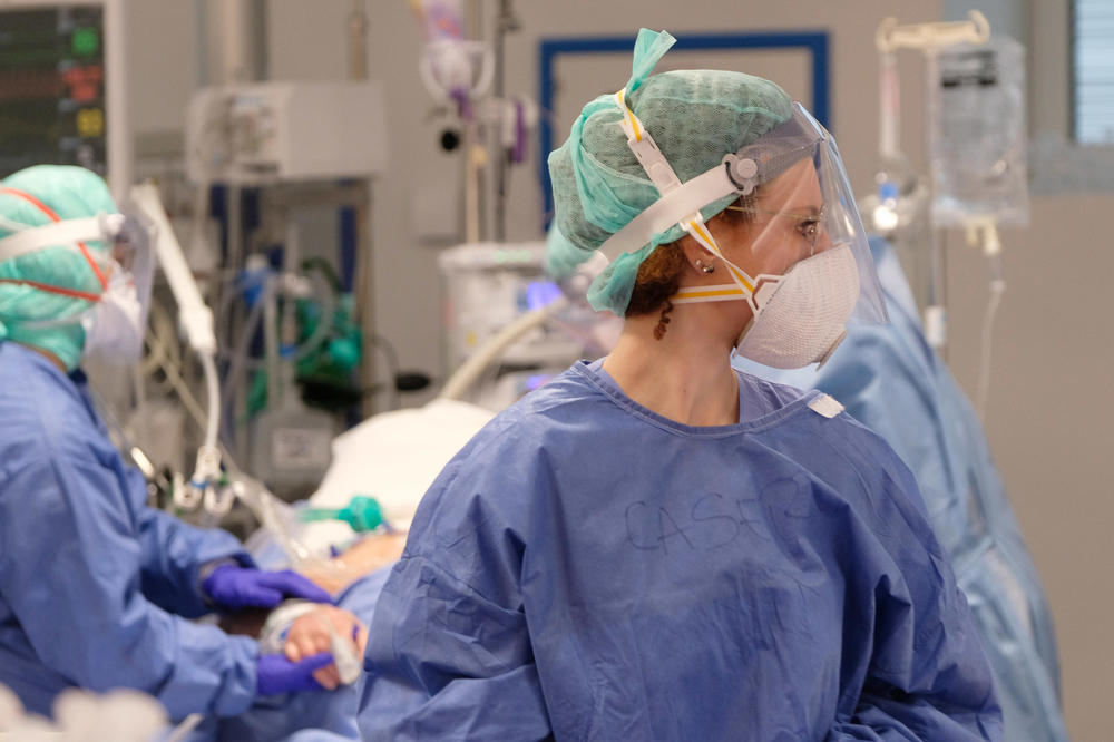 KAO DA VAS UBADAJU U MOZAK, A ONDA SLEDI HAOS: Otkriveno kako tačno izgleda testiranje na koronu!