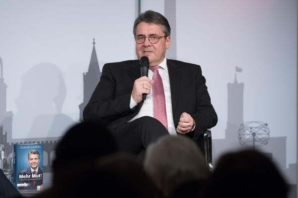 STRAVIČNO UPOZORENJE NEMAČKOG DIPLOMATE: Bojim se da bi ovo mogao da bude KRAJ!