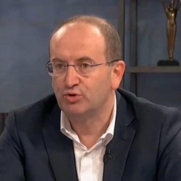 DR ZORAN GOJKOVIĆ UPOZORAVA GRAĐANE! Na brutalno iskren način obratio se SVIMA!