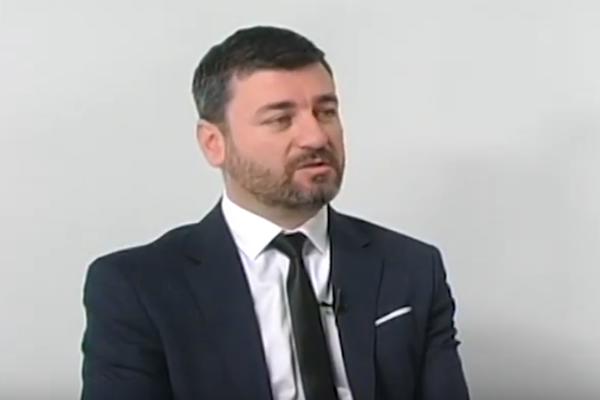 OGLASIO SE NINOSLAV ERIĆ i najavio 6.000 paketa za građane