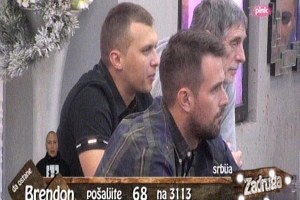 STEFAN KARIĆ TRAŽI DA SE VIŠE NE GLASA ZA NJEGA! Saznao da Osman vodi veći rijaliti napolju pa pobesneo!