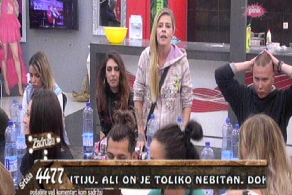 IVANA I KARIĆ OZVANIČILI VEZU! Svi su im aplaudirali, samo ona je ustala i saopštila: Ovde nema ni lj od ljubavi