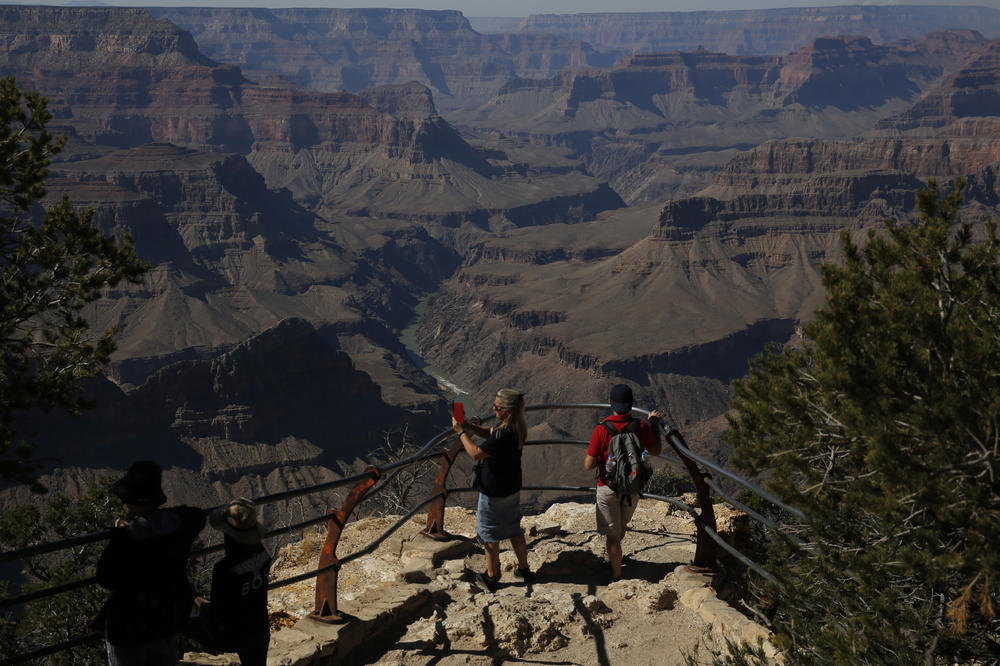 KO KAŽE DA NEMA PUTOVANJA? Iz svog doma možete posetiti najlepše NACIONALNE PARKOVE, pogledajte kako! (VIDEO)