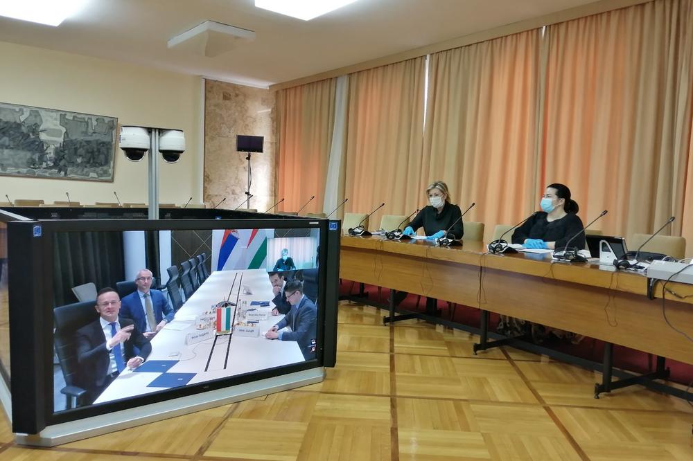 OBJAVLJEN RAZGOVOR JADRANKE JOKSIMOVIĆ SA MAĐARSKIM MINISTROM! Zna se tačno o čemu su pričali