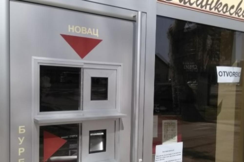 DA LI KUPUJETE BUREK NA BUREKOMATU I AKO NE, ZAŠTO NE? Ovo može samo u Srbiji, tačnije u Pančevu