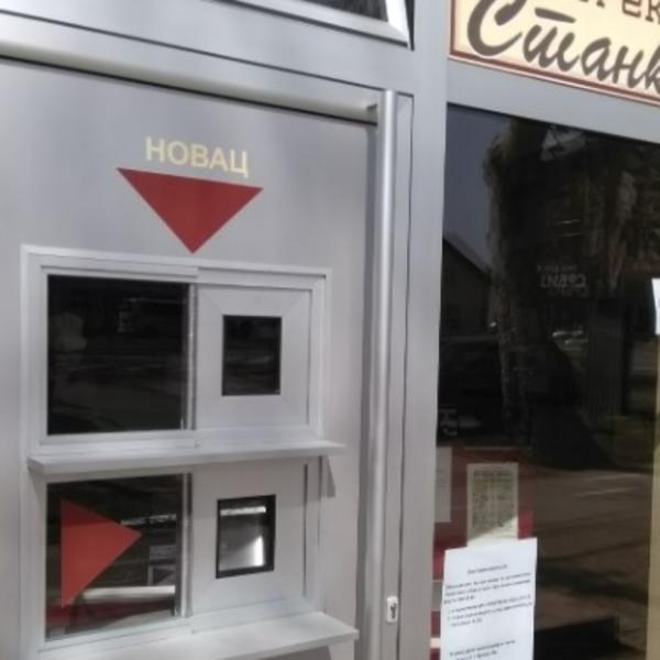 DA LI KUPUJETE BUREK NA BUREKOMATU I AKO NE, ZAŠTO NE? Ovo može samo u Srbiji, tačnije u Pančevu