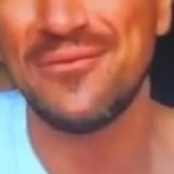 SIN POZNATOG PEVAČA U KRITIČNOM STANJU ZBOG KORONAVIRUSA: Najgore se obistinilo...