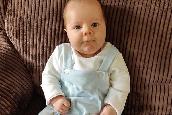 MOJA BEBA JE SA KORONOM IZGLEDALA OVAKO I IMALA JE OVE SMPTOME: Majka otkrila sve o novom virusu i postavila slike