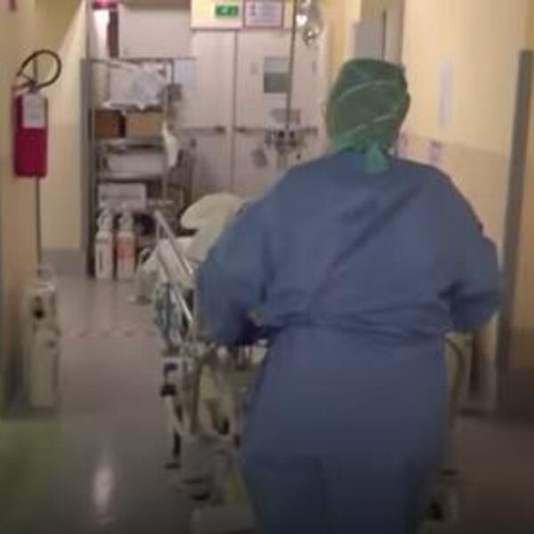 NEMA MENI ŽIVOTA BEZ NJE I DETETA! Reči supruga preminule porodilje iz Niša KIDAJU DUŠU
