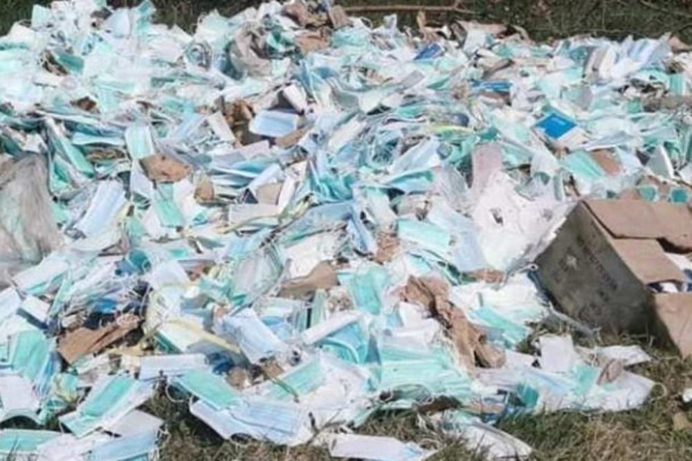 PA OVO JE DA NE POVERUJEŠ! Dok ljudi čekaju u redovima ispred apoteka, kod Čelareva bačeno na hiljade maski (FOTO)