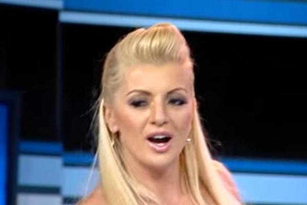 POVUKLA SE SA ESTRADE, UDALA ZA ŠEIKA I POSTALA NJEGOVA 23 ŽENA: Ovo je prava istina o nezaboravljenoj pevačici!