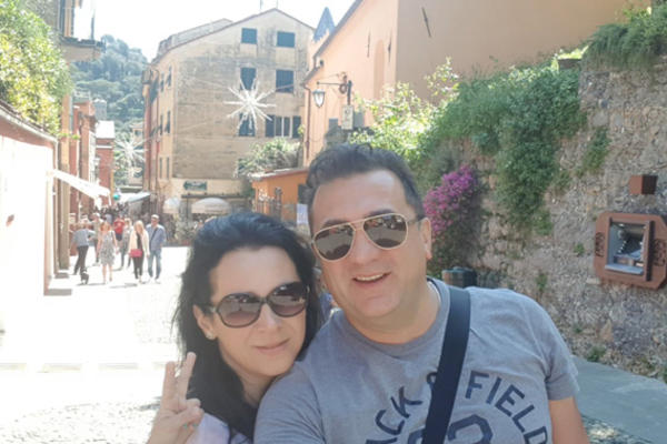 BRAČNI PAR IZ ŠVAJCARSKE KOJI JE DONIRAO OPREMU SRBIJI: Naše respiratore pre krize niko nije hteo...