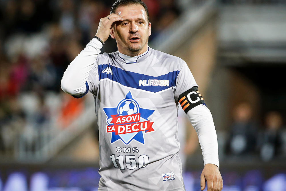 OFICIR JNA MI JE DOŠAO U KUĆU, MISLIO SAM DA ME PLAŠI: Mijat otkrio kako je stigao u Partizan, pa pomenuo Mila!