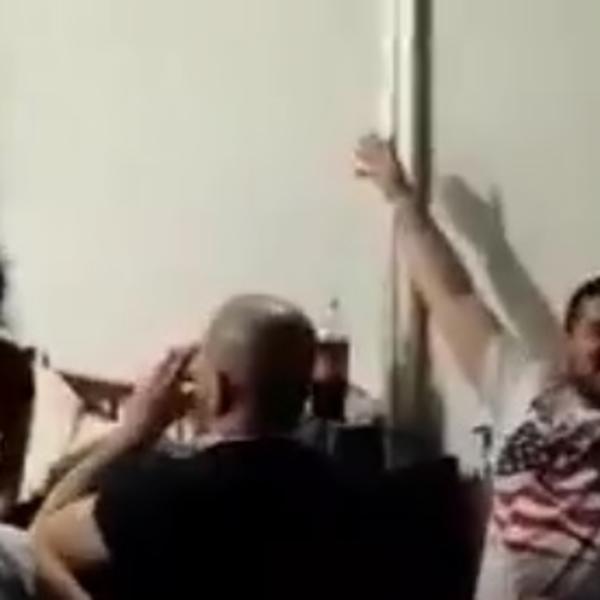 ISPLIVAO JOŠ JEDAN KLIP SLAVLJA SA SAJMA: Veseli pacijenti cevče pivo, trešte narodnjaci! (VIDEO)