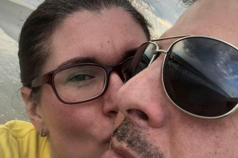 UMIRAO JE OD KORONE DOK SAM MU PUŠTALA SVADBENU PESMU: Najemotivnija priča koju ste pročitali u poslednje vreme!