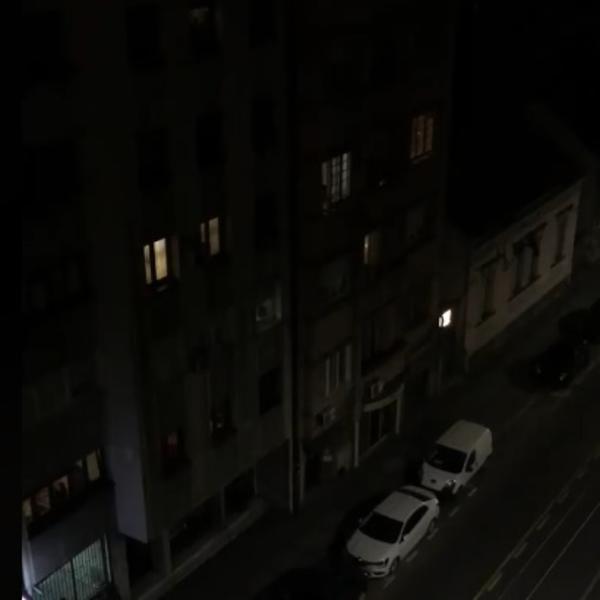 KOLIKO JE OVO JAKO: Beogradom su se u osam uz aplauz prolomile MOĆNE REČI NA LATINSKOM koje ćete odmah prepoznati