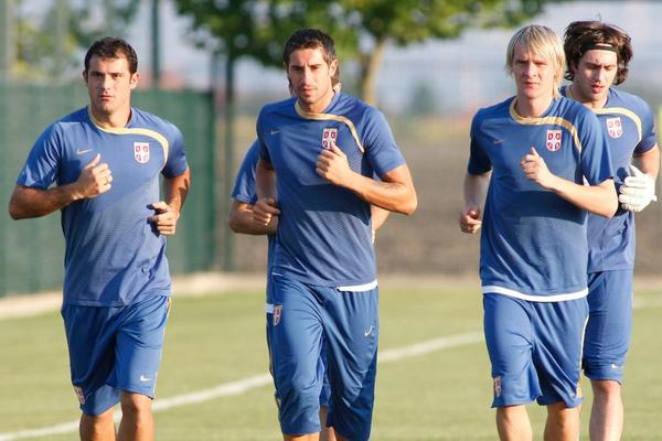 CRNE SLUTNJE BIVŠEG FUDBALERA: Španiju tek očekuje bum! Ozbiljno su shvatili tek kad je umiralo 500 ljudi dnevno!