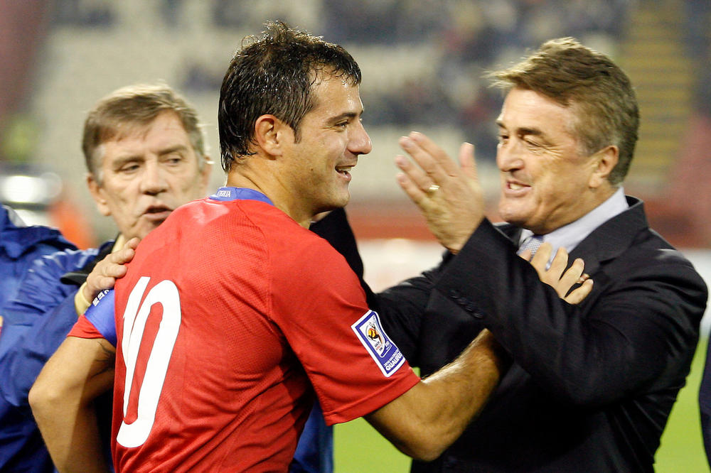 DEKI STANKOVIĆ SE U SUZAMA OPROSTIO OD ANTIĆA: Veliki ne odlaze, već nas gledaju sa drugog mesta!