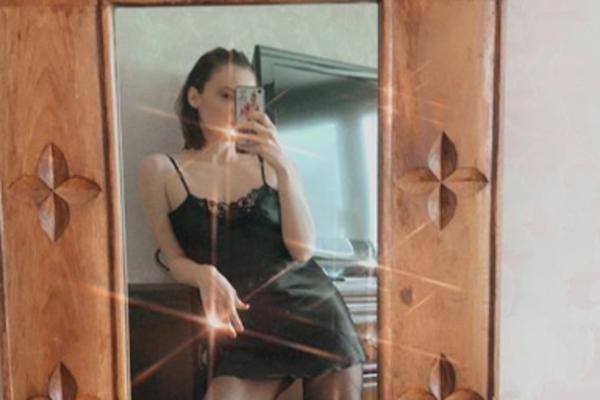 SRPSKA PEVAČICA SE RAZVELA, A ONDA ZAPREPASTILA IZJAVOM! Da li je moguće da je sada sa NJIM?