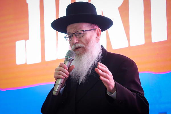 MINISTAR ZDRAVLJA IZRAELA PODNOSI OSTAVKU! Podsmevao se koroni, sada je zaražen, a ovo je šok izjava!