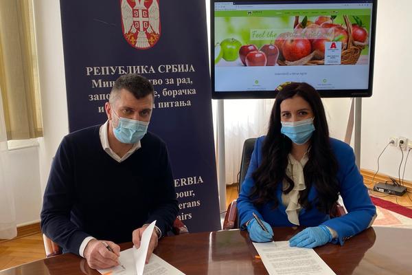 Ministarstvu za rad upućena još jedna donacija društveno odgovorne kompanije! Stigle maske i jabuke