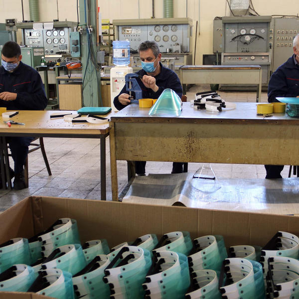 PREDUZEĆE PPT NAMENSKA I AMBASADA UJEDINJENOG KRALJEVSTVA UPUTILI DONACIJU SRBIJI: Pogledaje šta su nam dali