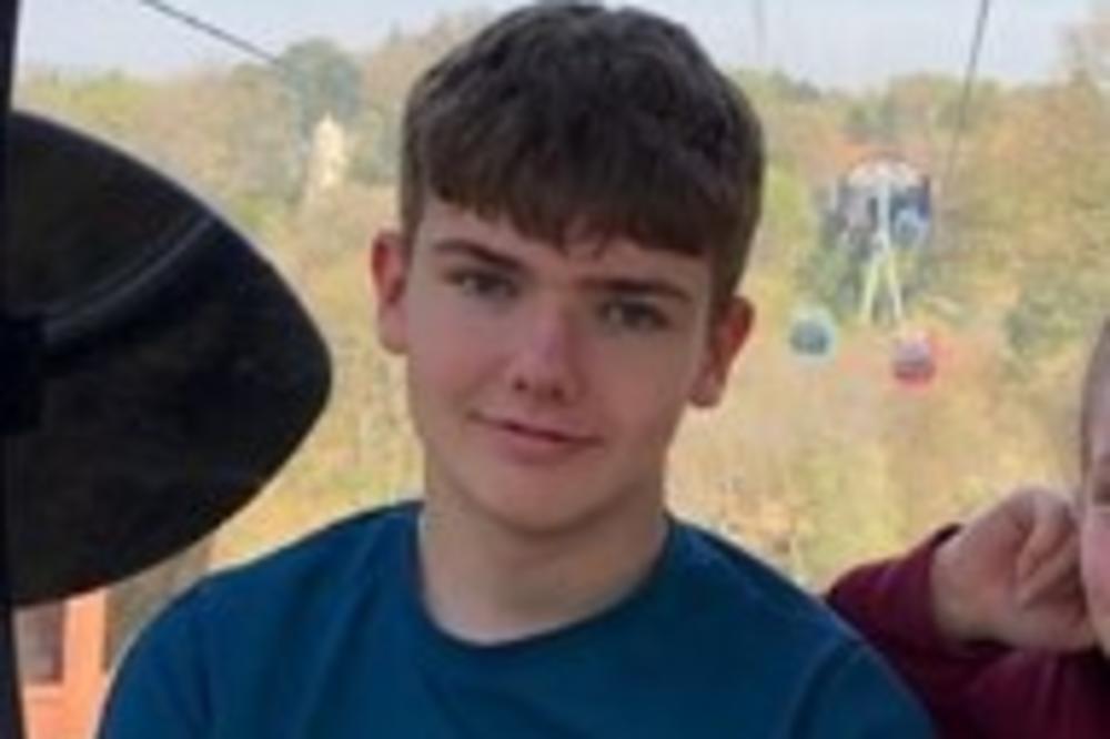 NIJE MOGAO DA PODNESE IZOLACIJU: Majka pronašla sina (15) mrtvog, njegove poslednje reči lede krv u žilama!