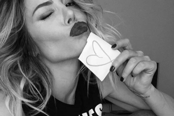 VUK JE POBEGAO, A ANA MIHAJLOVSKI JE OSTALA SAMA: Isplivala prava istina o odnosu glumca i naše voditeljke!