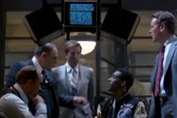 UMRLA ZVEZDA FILMA "POLICAJAC SA BEVERLI HILSA": Još jedan glumac manje zbog korona virusa!