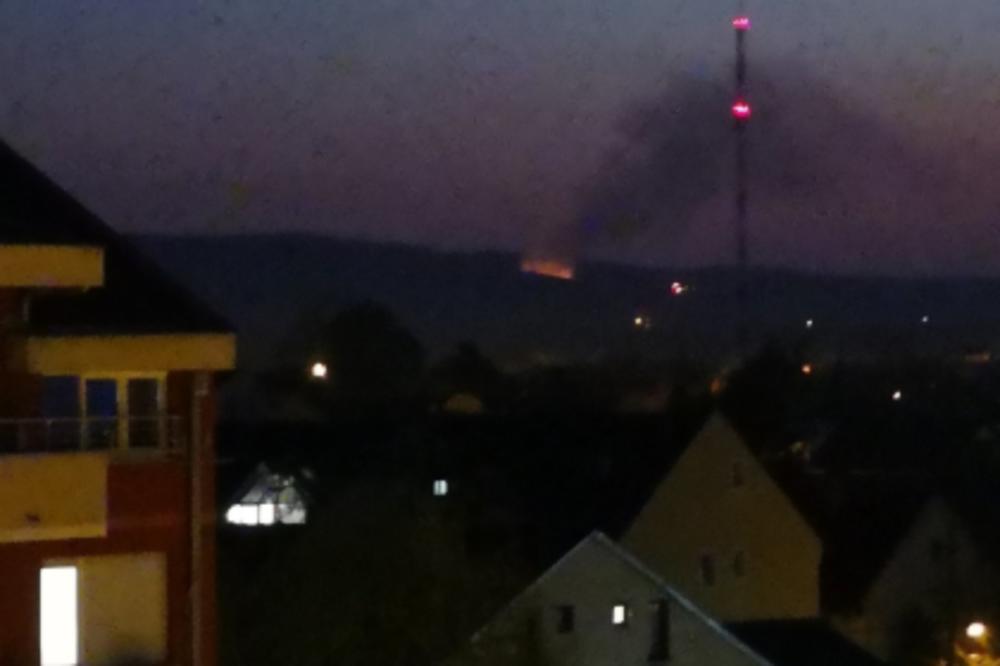 VATRA SE VIDELA SA NOVOSADSKIH TERASA: Gorelo 20 hektara na Fruškoj gori! (VIDEO)