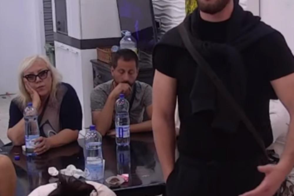 NIKAD POTRESNIJE SCENE U ZADRUZI! MENSUR SE GUŠI U SUZAMA! Mina jecajima moli porodicu da je izvadi iz rijalitija
