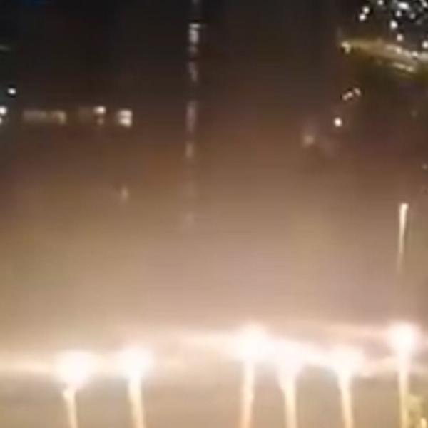 POSLEDNJI POZDRAV ZA MIŠU TUMBASA: Grobari u 22h izašli na balkone i ukazali čast najvernijem navijaču Partizana!