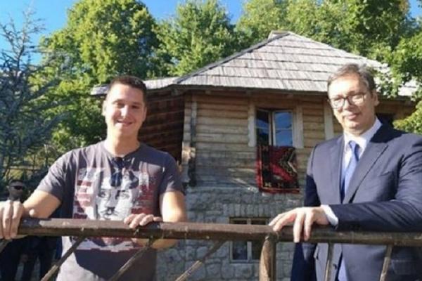 DANILO VUČIĆ SE POVERIO LEKARIMA U INFEKTIVNOJ: Pomenuo je BEOGRADSKI SAJAM!