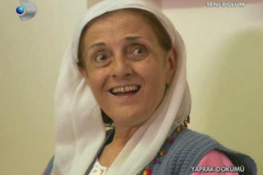 SEĆATE SE OHOLE SVEKRVE DŽEVRIJE IZ SERIJE "KAD LIŠĆE PADA"? Sada su je uslikali, nije moguće da je to ova dama!