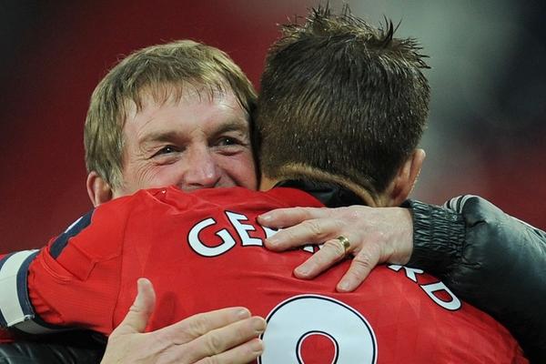 BORBA ZA ŽIVOT LEGENDE LIVERPULA: Redsi se mole za njega!