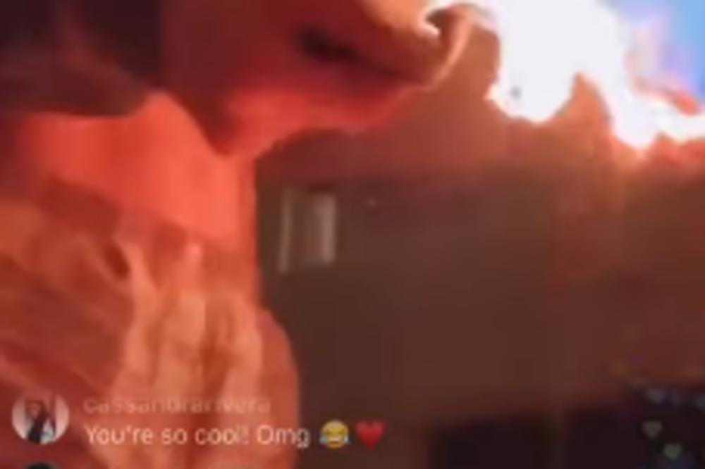 JEZIVO! Lepotica se uključila u prenos uživo pa se zapalila! DRUŽILA SE SA DRUGARICOM TOKOM IZOLACIJE (VIDEO)