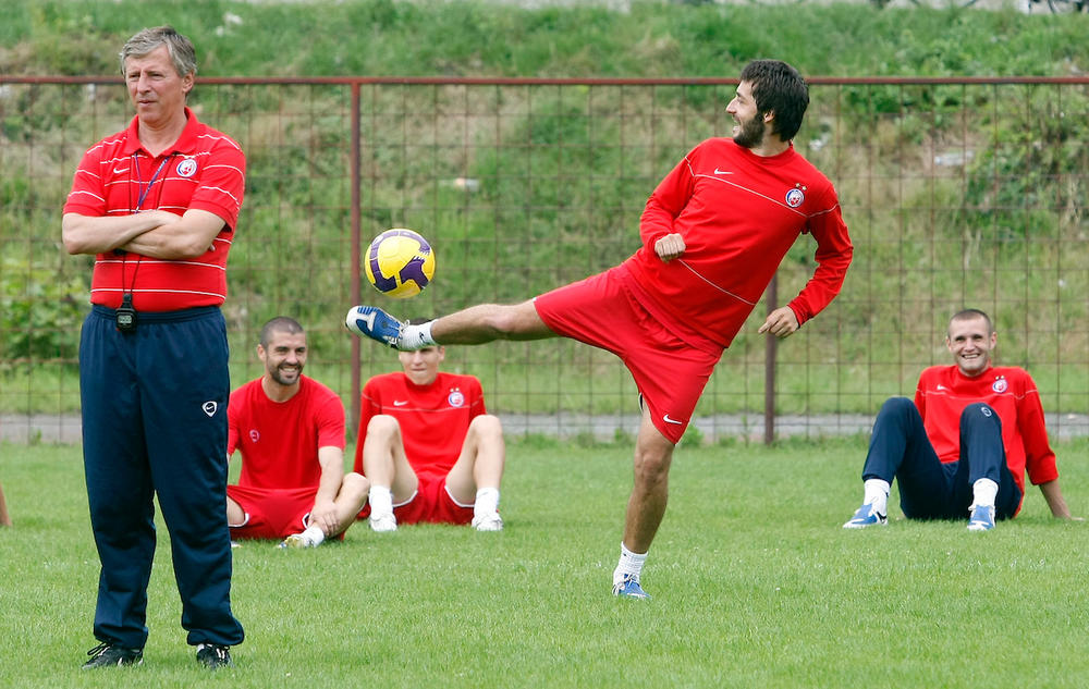 Burza zabavlja saigrače na treningu  