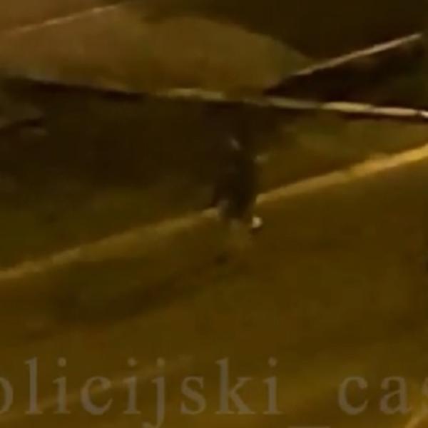 OVAJ ČOVEK JE POBEDNIK POLICIJSKOG ČASA U BEOGRADU: Napio se kao letva, pa nasred ulice mrtav pijan zapevao!