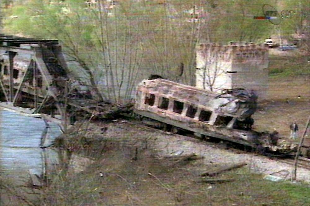 PRE TAČNO 23 GODINE GRANATIRAN JE VOZ U GRDELIČKOJ KLISURI: Tačan broj žrtava NIKADA NIJE UTVRĐEN!