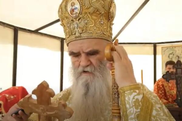 EVO ZBOG ČEGA JE PRIVEDEN MITROPOLIT AMFILOHIJE!