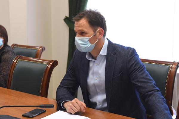 SINIŠA MALI ODRŽAO VAŽAN SASTANAK! Ovo je ishod, mnogi su se interesovali za temu o kojoj se pričalo danas!