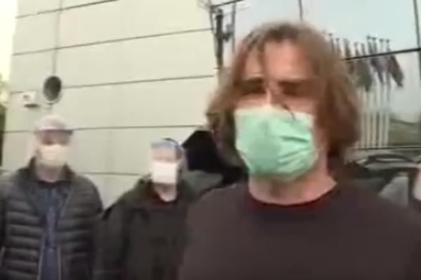 KRENUSMO JA I OVIH MOJIH DESETAK SPARTANACA: Željko Mitrović će danas po celoj Srbiji raditi sjajnu stvar (VIDEO)