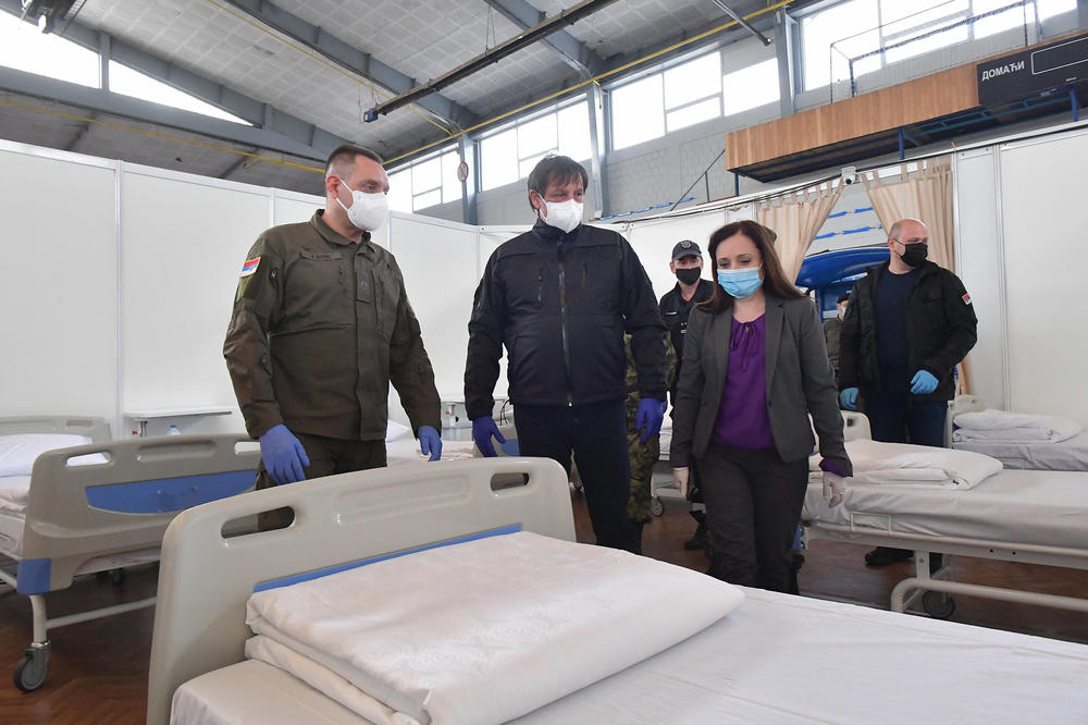 PREPOZNAJETE LI ČOVEKA PORED VULINA? Pomoći ćemo vam, ovo je snimljeno u KRUŠEVCU