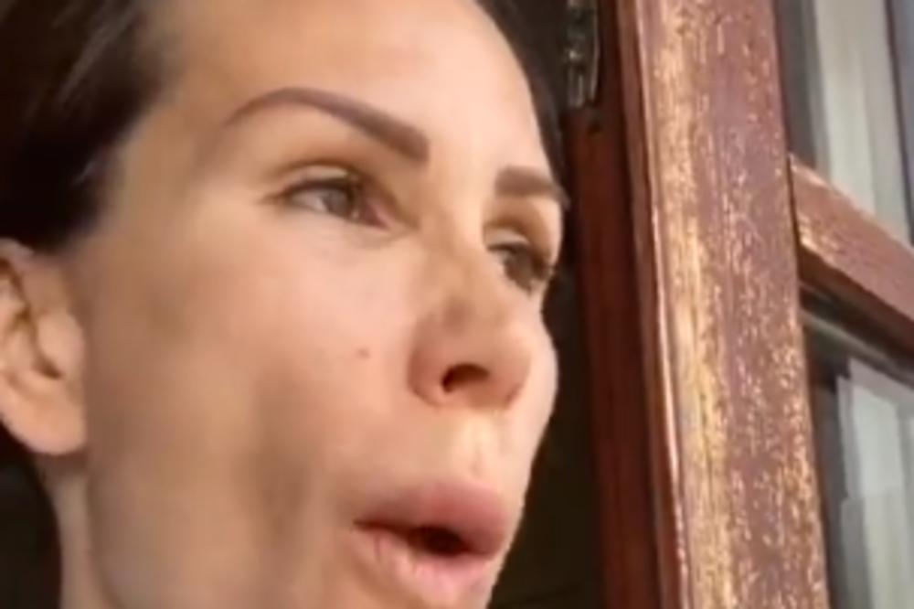 NIKOLIJA POKAZALA ŠTA SVE IMA U PREPUNOM FRIŽIDERU! A, onda se snimala dok jede (VIDEO)