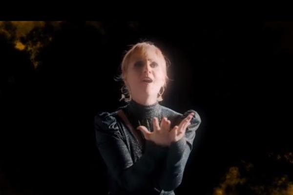 NAŠA PEVAČICA PROGOVORILA ZAŠTO SE NIJE OSTVARILA U ULOZI MAJKE I DOTAKLA CELU SRBIJU: Za mnoge je to bolna tema!