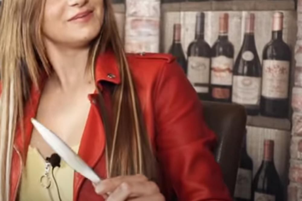 KRISTINA MANDARINA SE UGOJILA, ZABRINUTI FANOVI NE PRESTAJU DA JOJ PIŠU: Crveni alarm! Mandarina ugrozila zdravlje?