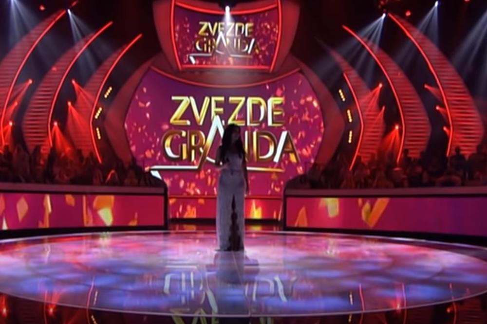 OBJAVLJENE GOLE FOTKE PEVAČICE, TVRDI DA JE SVE LOŠA MONTAŽA: Zvezda Granda u centru skandala, pogledajte sliku!