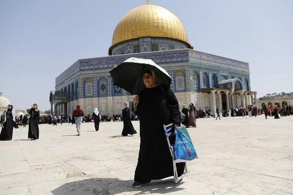 OVO SE NIKAD NIJE DESILO! Usred ramazana zatvara se jedna od najpoznatijih džamija na svetu!