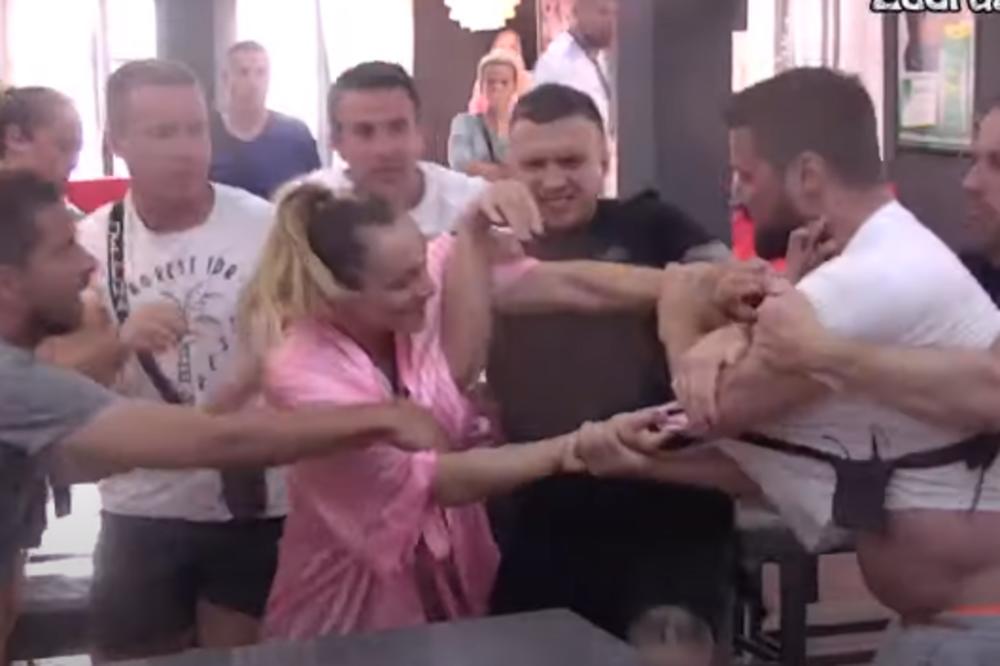 KOLEKTIVNA TUČA NA VELIKI PETAK! Udarci, sve slomljeno, jezivo vrištanje, povraćanje, bežanje, Luna na zemlji