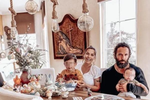 ZIMSKA BAJKA U DOMU SEKE ALEKSIĆ! Severni pol stigao u dom pevačice, sve je spremno za praznike i doček Deda Mraza!